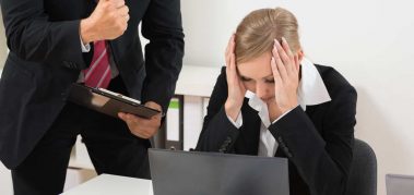 Cómo hacer las revisiones de funcionamiento del empleado
